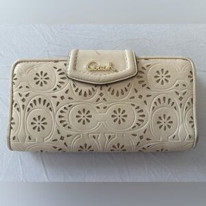 Coach Beige Cut-Out Wallet
